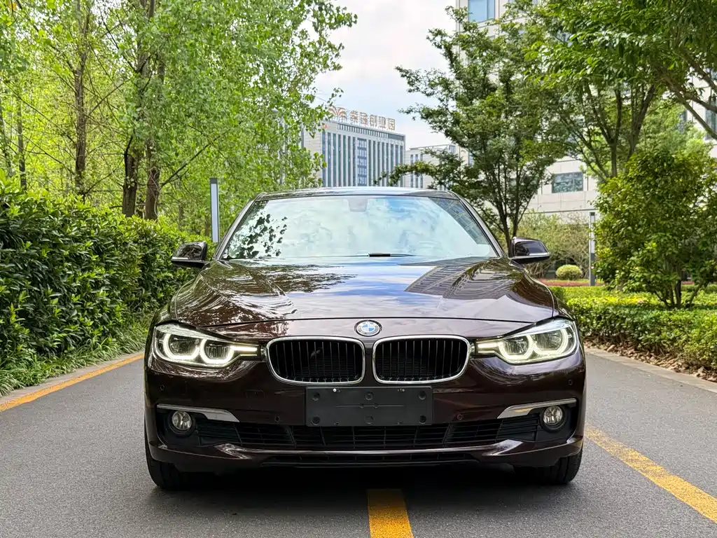 BMW 3 Series — миниатюра 2