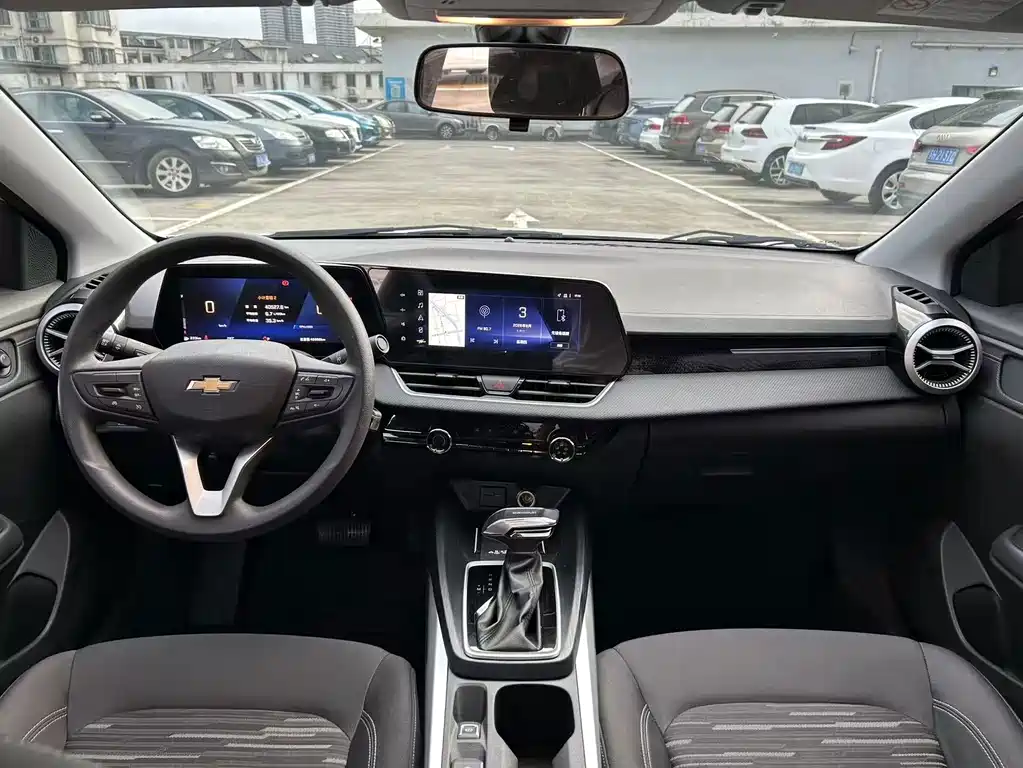 Chevrolet Monza — миниатюра 5