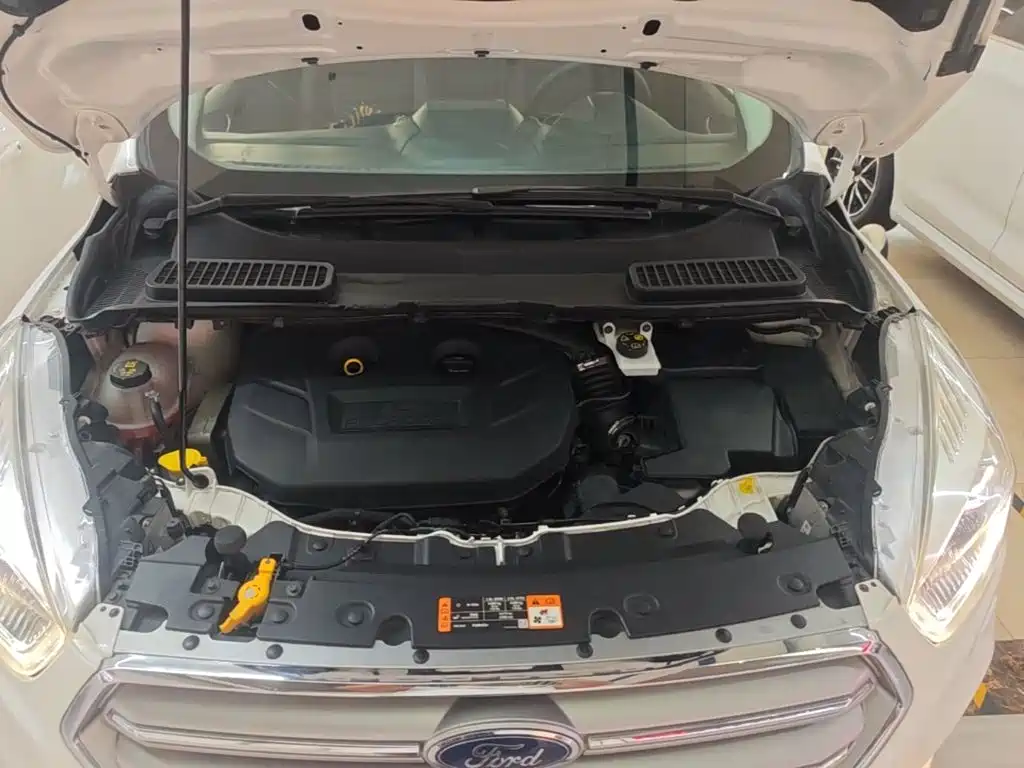 Ford Kuga — миниатюра 20