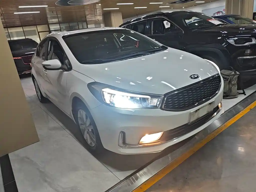 Kia K3 — миниатюра 4