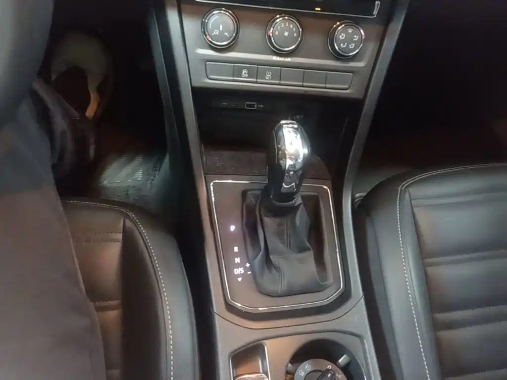 Volkswagen Touran — миниатюра 14