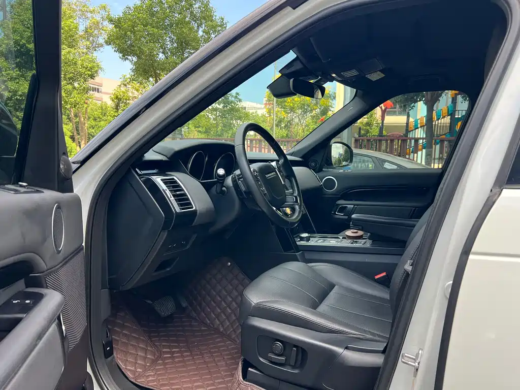 Land Rover Discovery — миниатюра 3