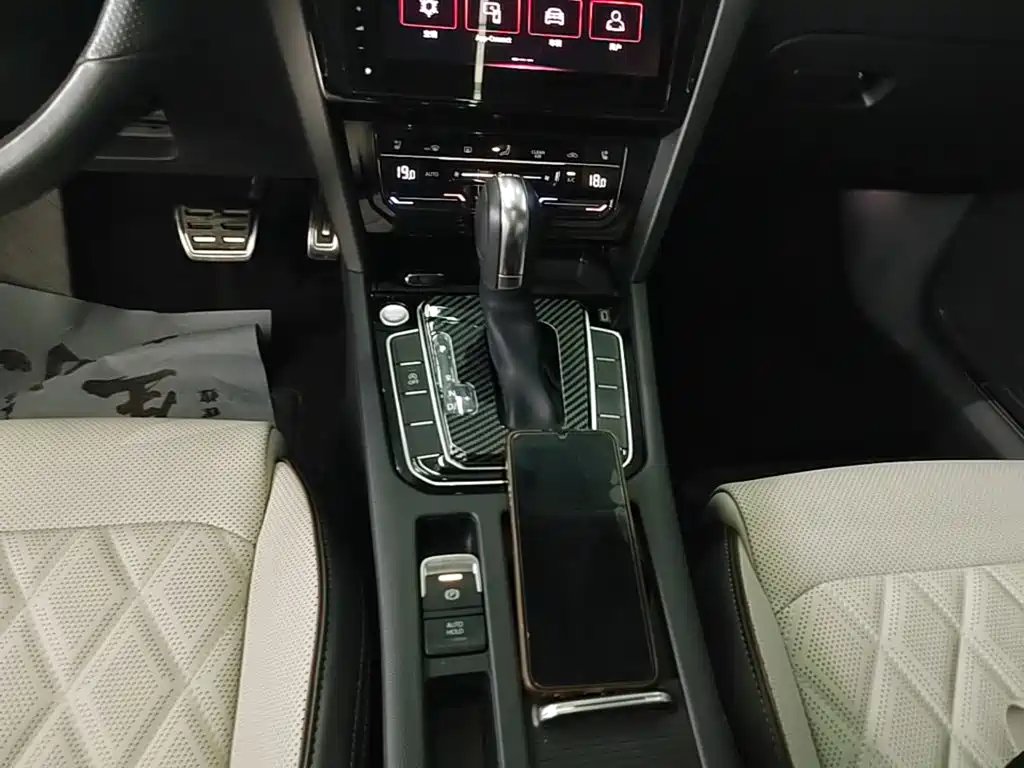 Volkswagen Magotan — миниатюра 14