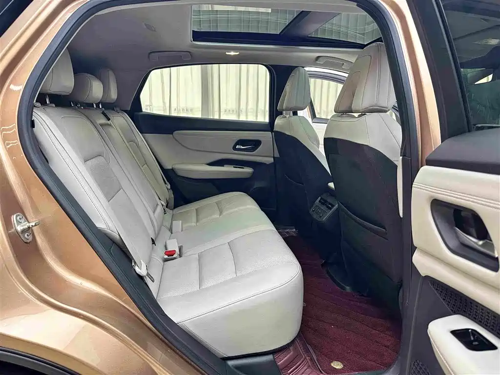 Nissan Ariya — миниатюра 12