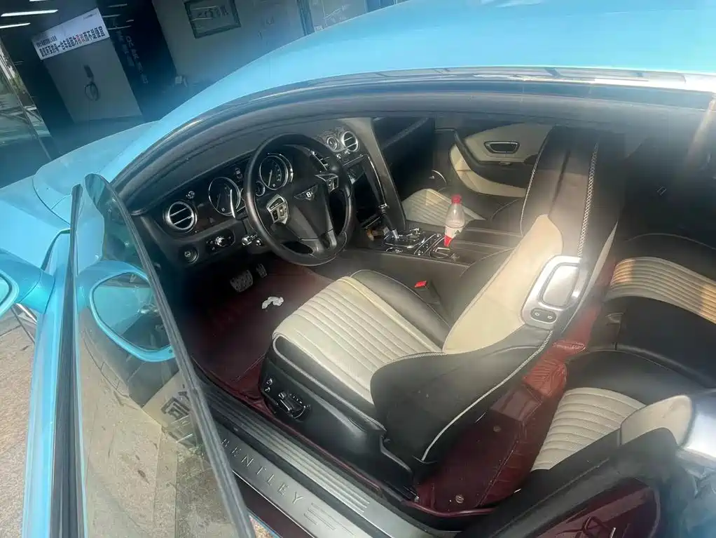 Bentley Continental — миниатюра 5