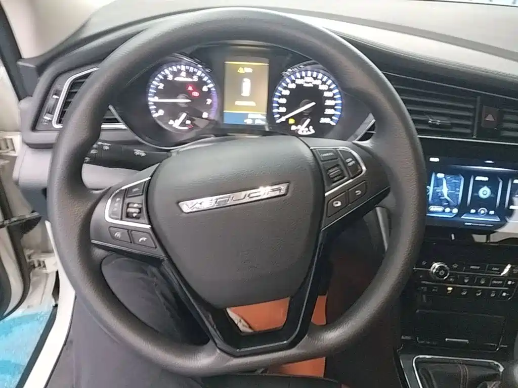Venucia D60 — миниатюра 11