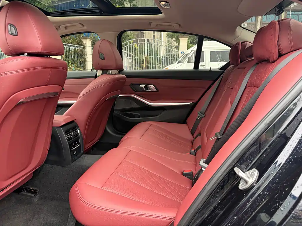 BMW 3 Series — миниатюра 5
