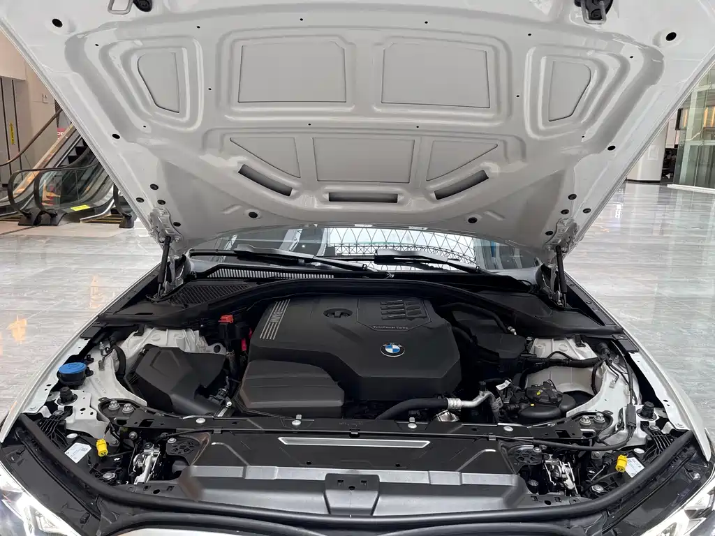 BMW 3 Series — миниатюра 14