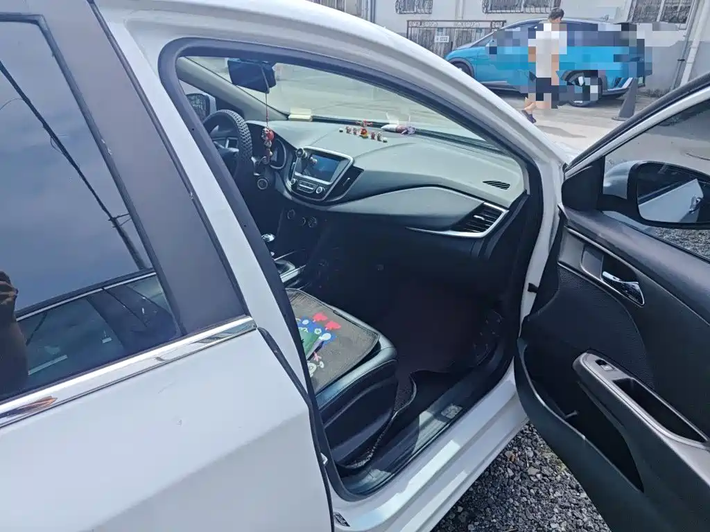 Chevrolet Cavalier — миниатюра 20