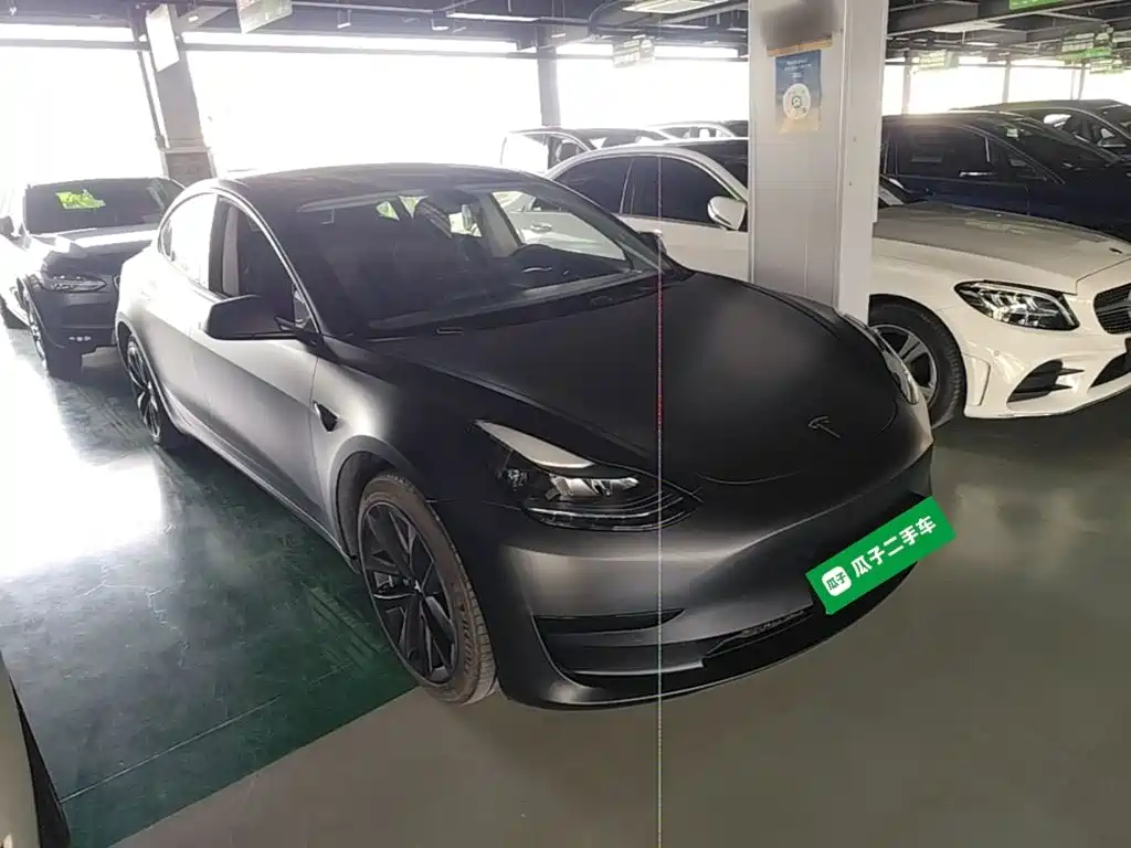 Tesla Model 3 — миниатюра 4