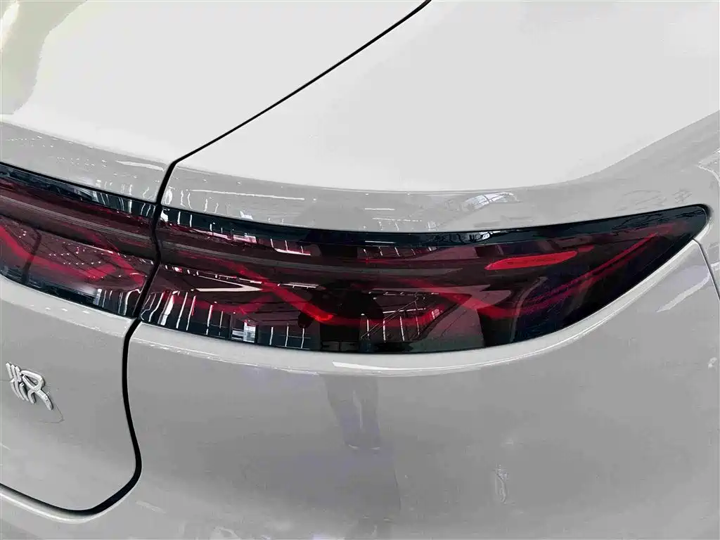 BYD Han — миниатюра 13