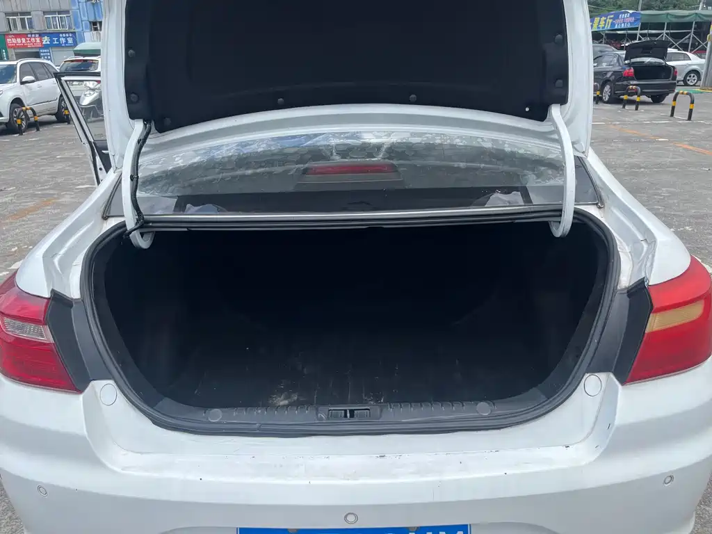Geely Vision — миниатюра 17