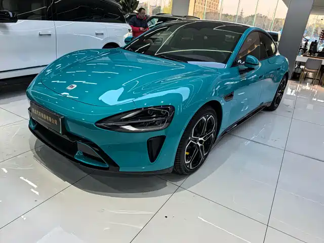 XIAOMI CAR XIAOMI SU7 2025