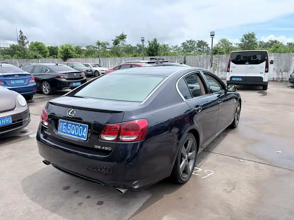 Lexus GS — миниатюра 9