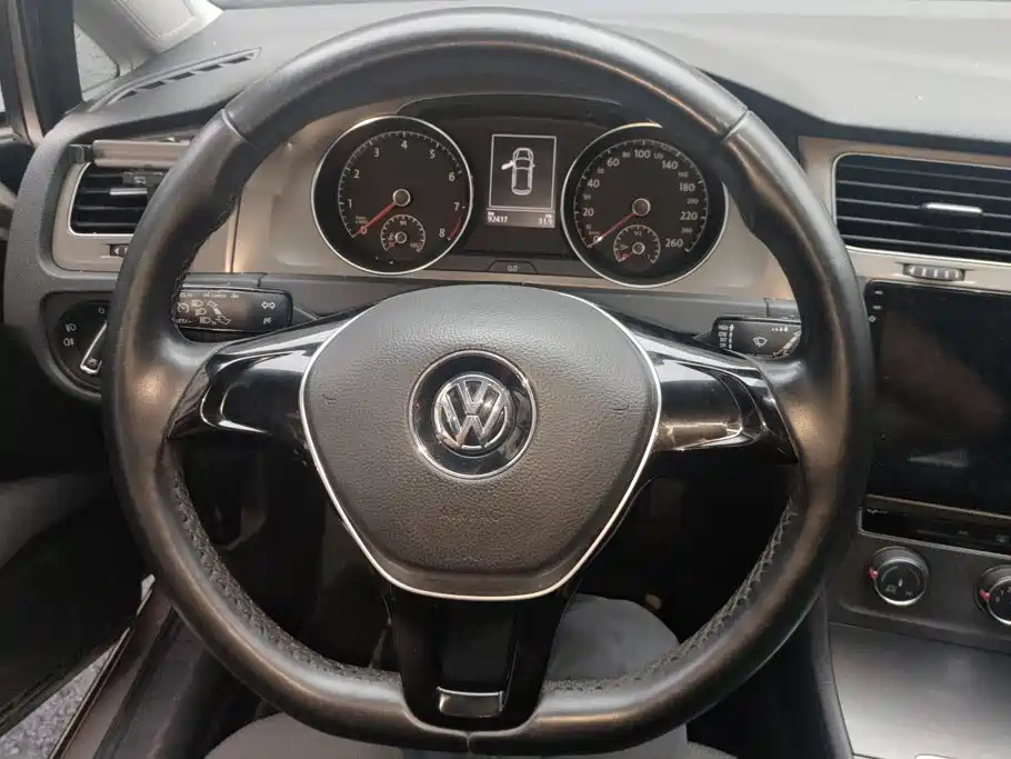 Volkswagen Golf — миниатюра 15