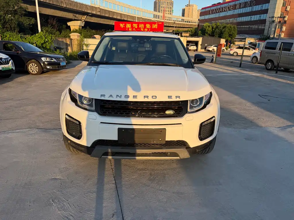 Land Rover Evoque — миниатюра 2