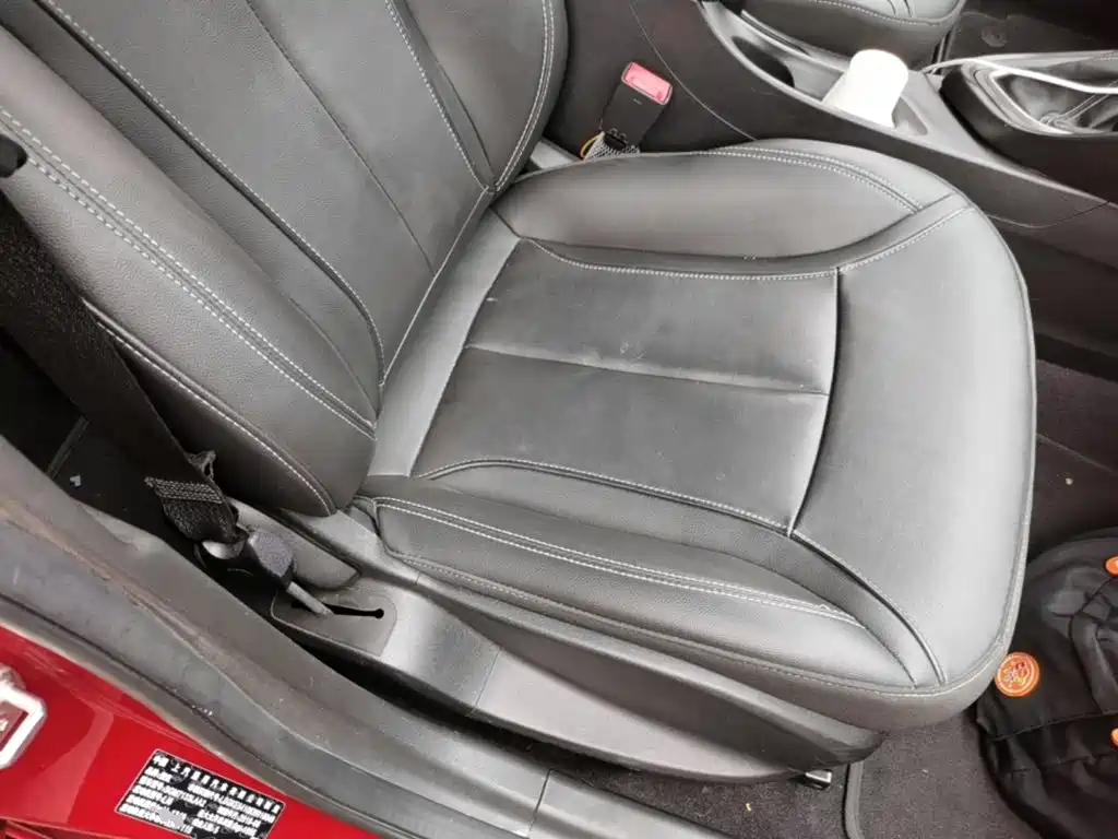 Buick Excelle — миниатюра 25