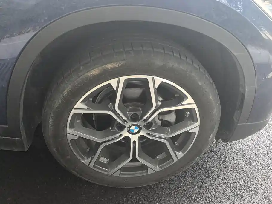 BMW X1 — миниатюра 6