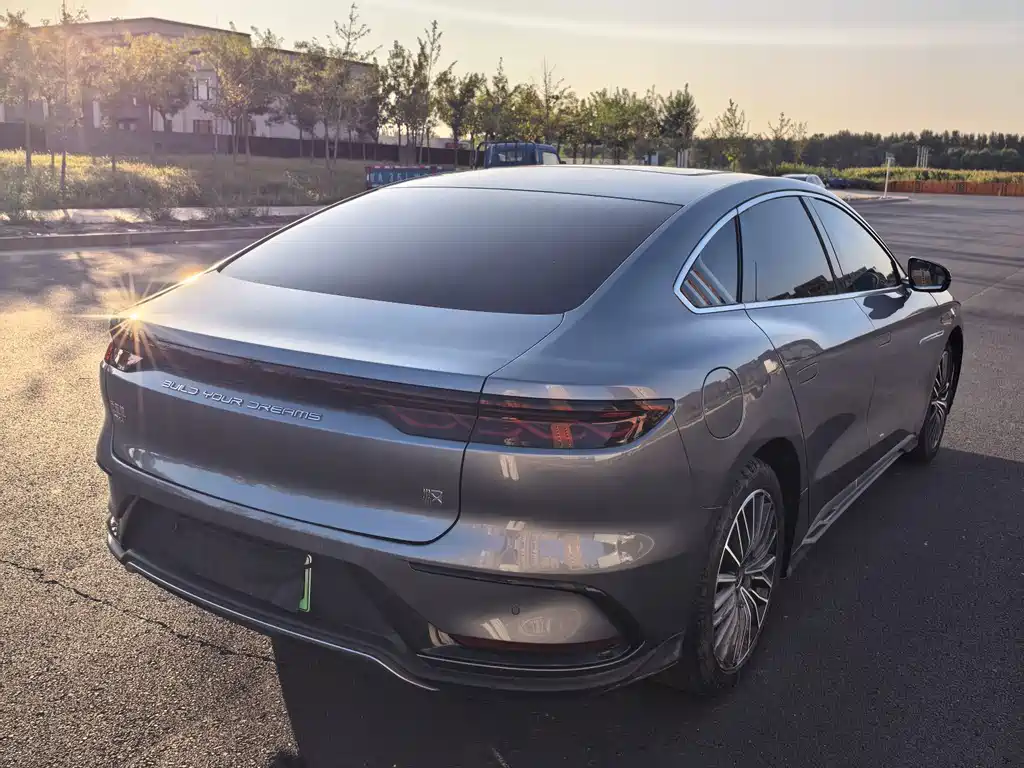 BYD Han — миниатюра 6