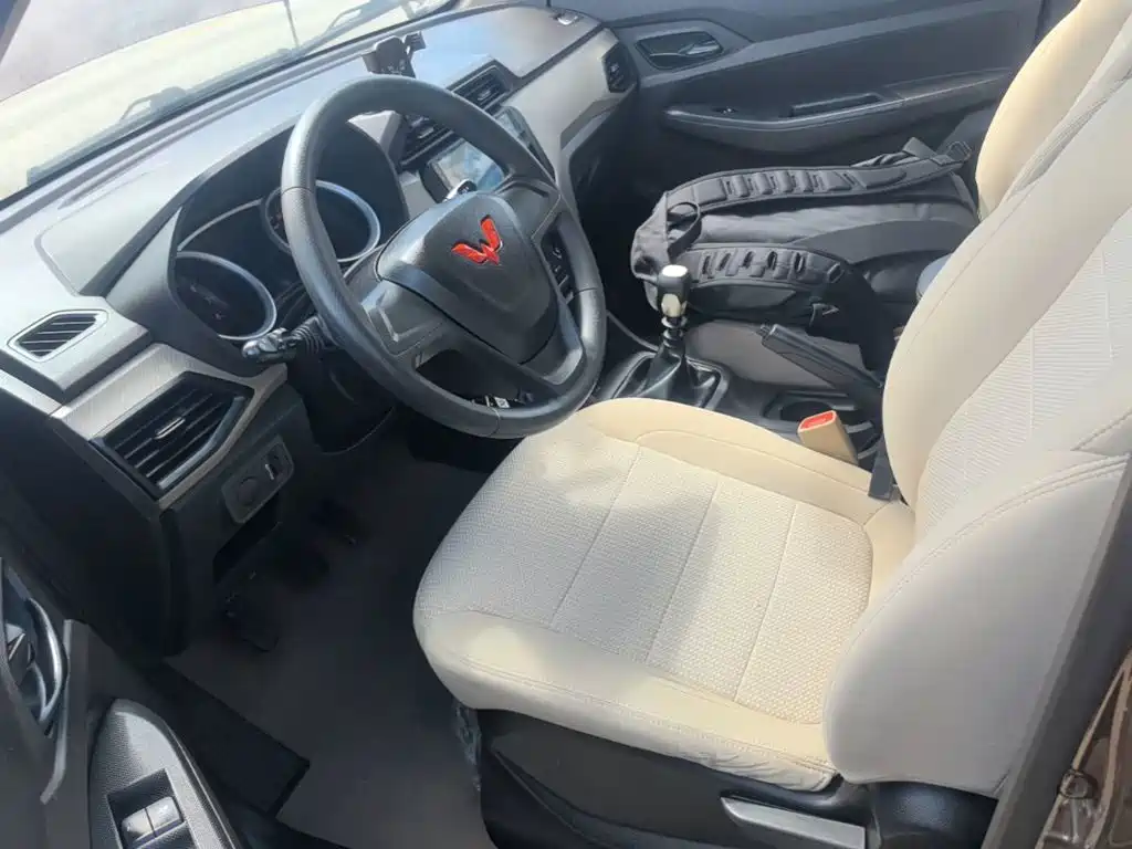 Wuling Hongguang — миниатюра 15