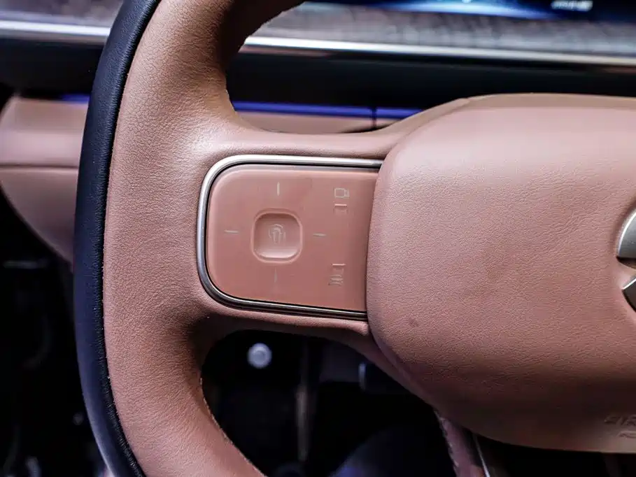 NIO ES9 — миниатюра 17
