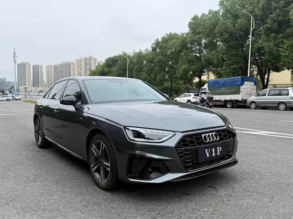 Audi A4L — миниатюра 2