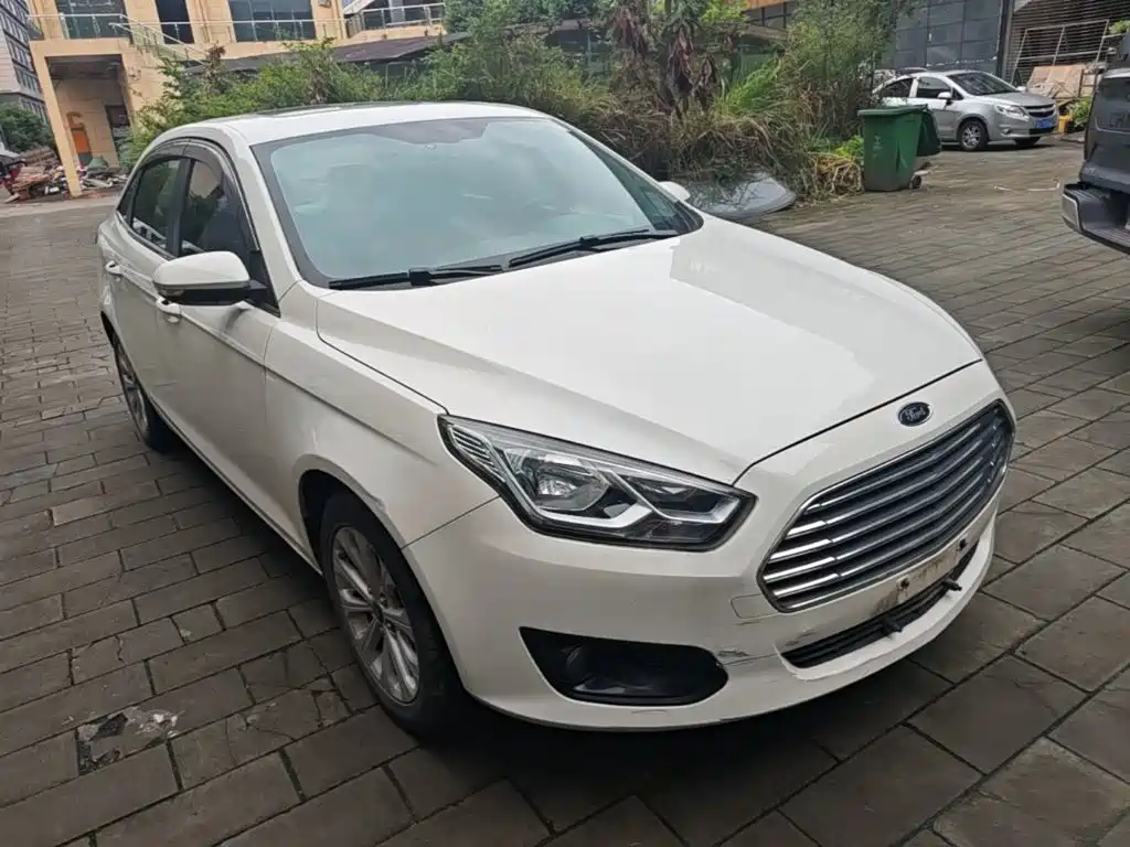 Ford Escort — миниатюра 4
