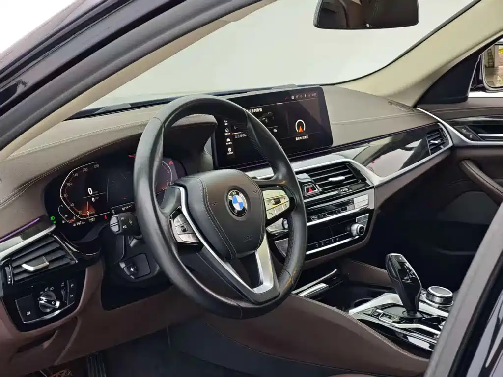 BMW 5 Series 5 2022 525Li Luxury