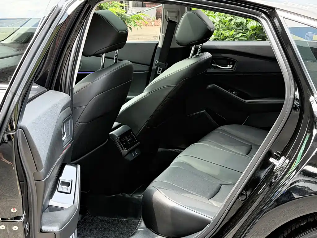 Honda Accord — миниатюра 8