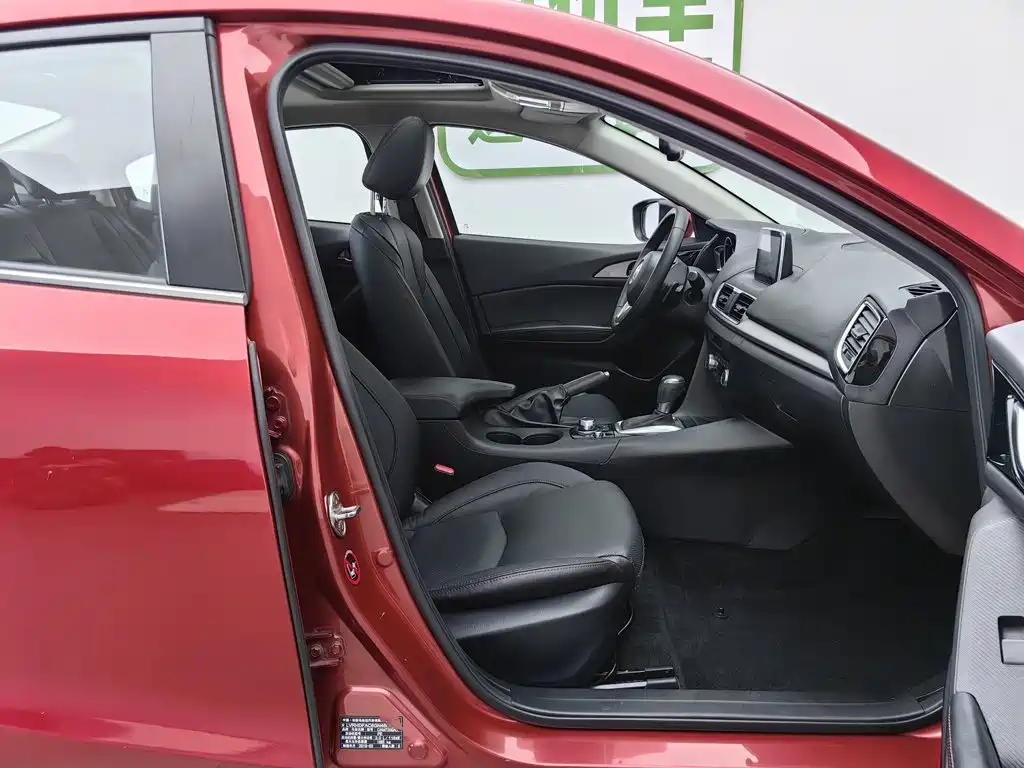 Mazda 3 Axela — миниатюра 23