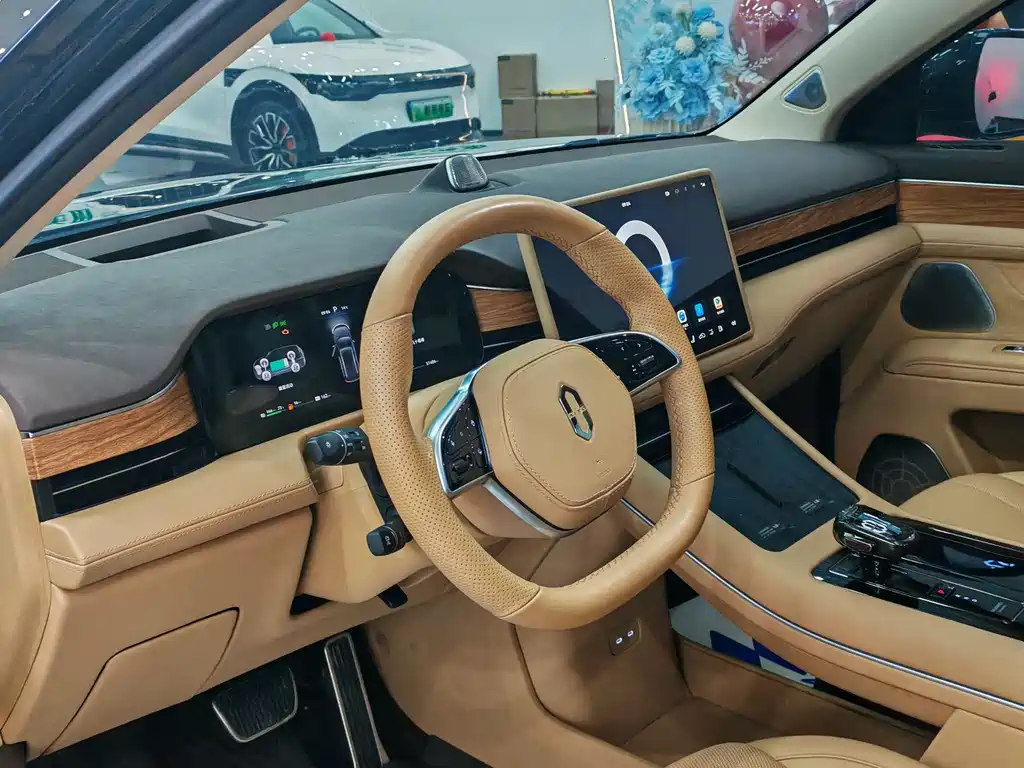 AITO ASK THE WORLD M7