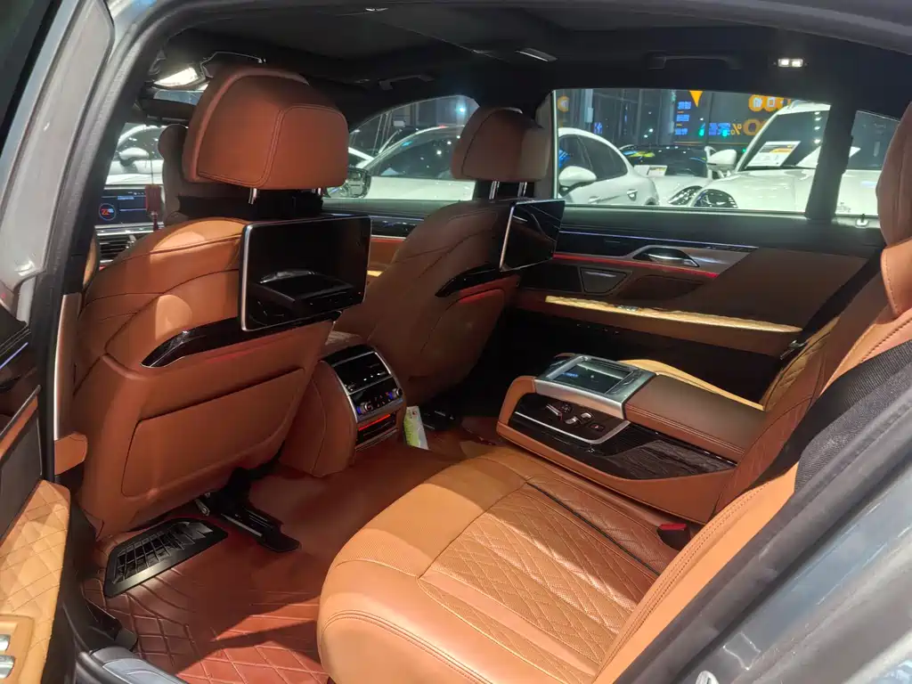 BMW 7 Series 7 2019 740Li Premium M Sport