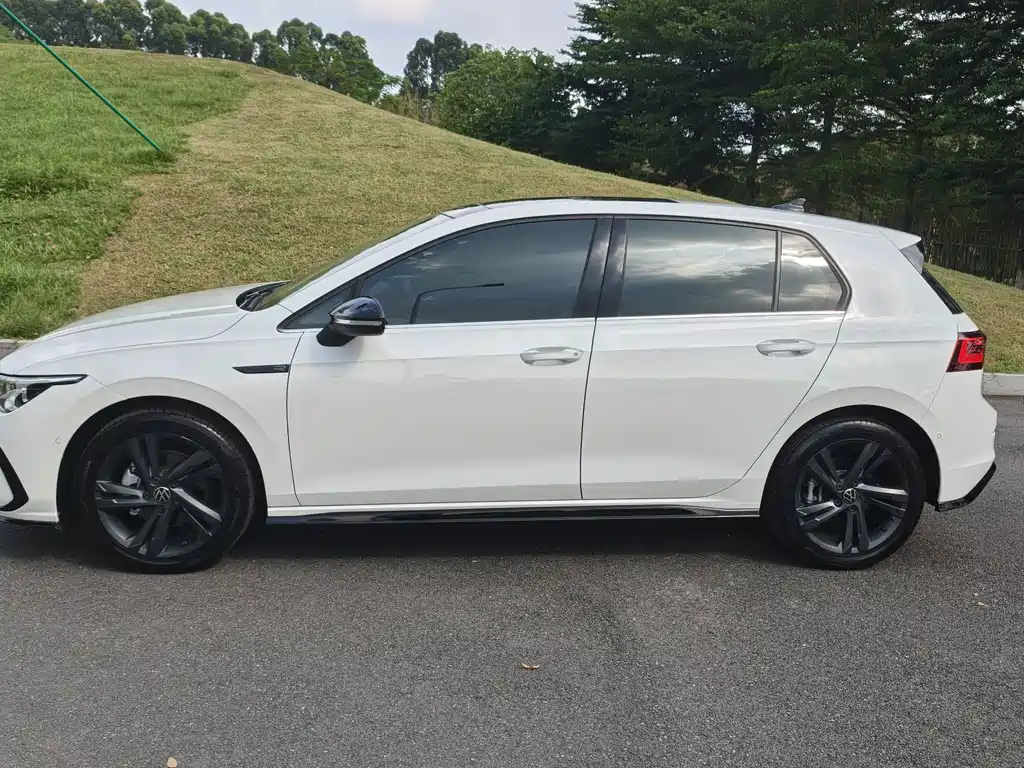 Volkswagen Golf — миниатюра 4