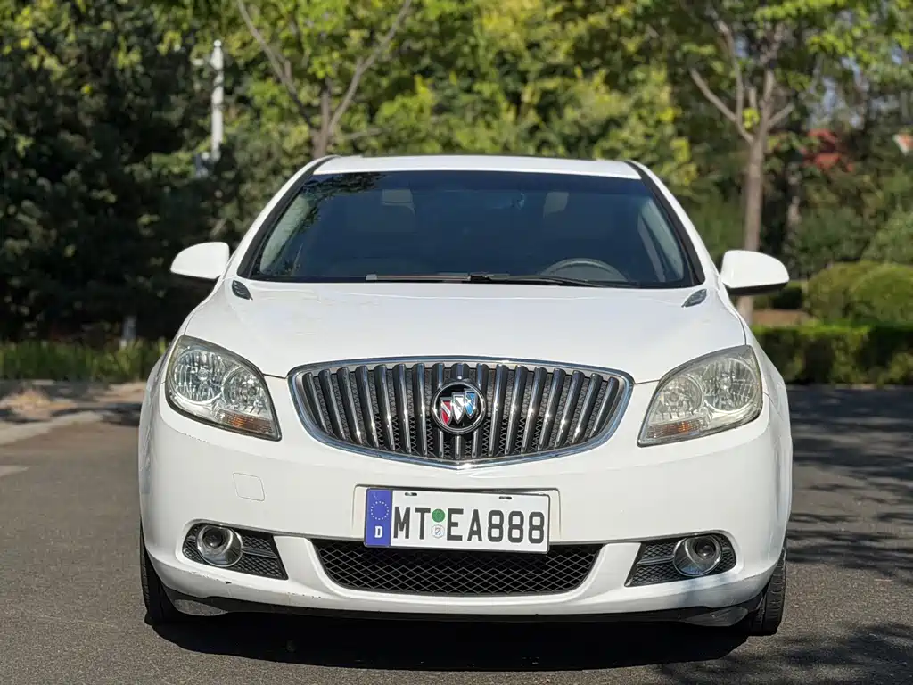 Buick Excelle — миниатюра 2