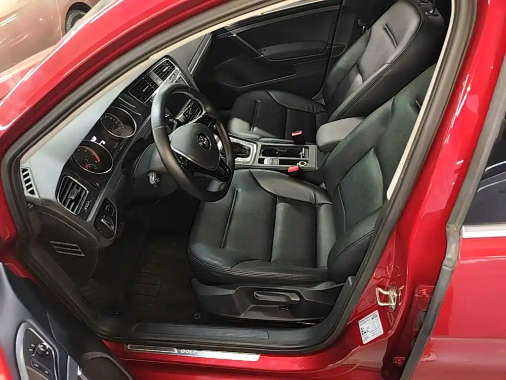 Volkswagen Golf — миниатюра 15
