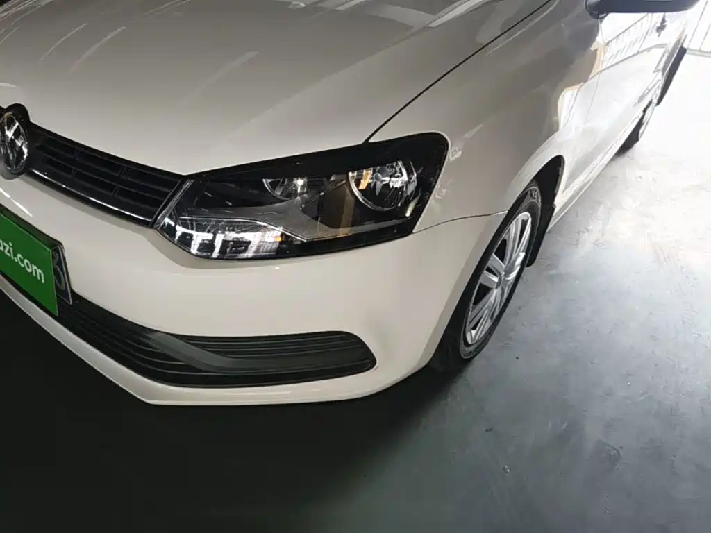 Volkswagen Polo — миниатюра 24