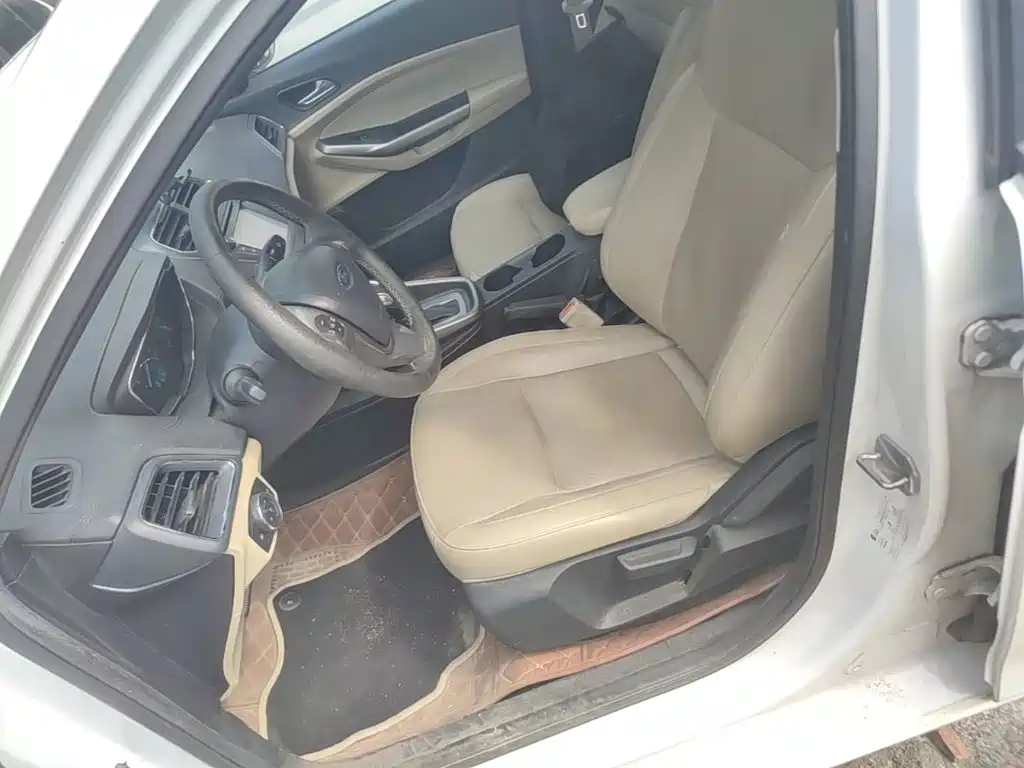 Ford Escort — миниатюра 20