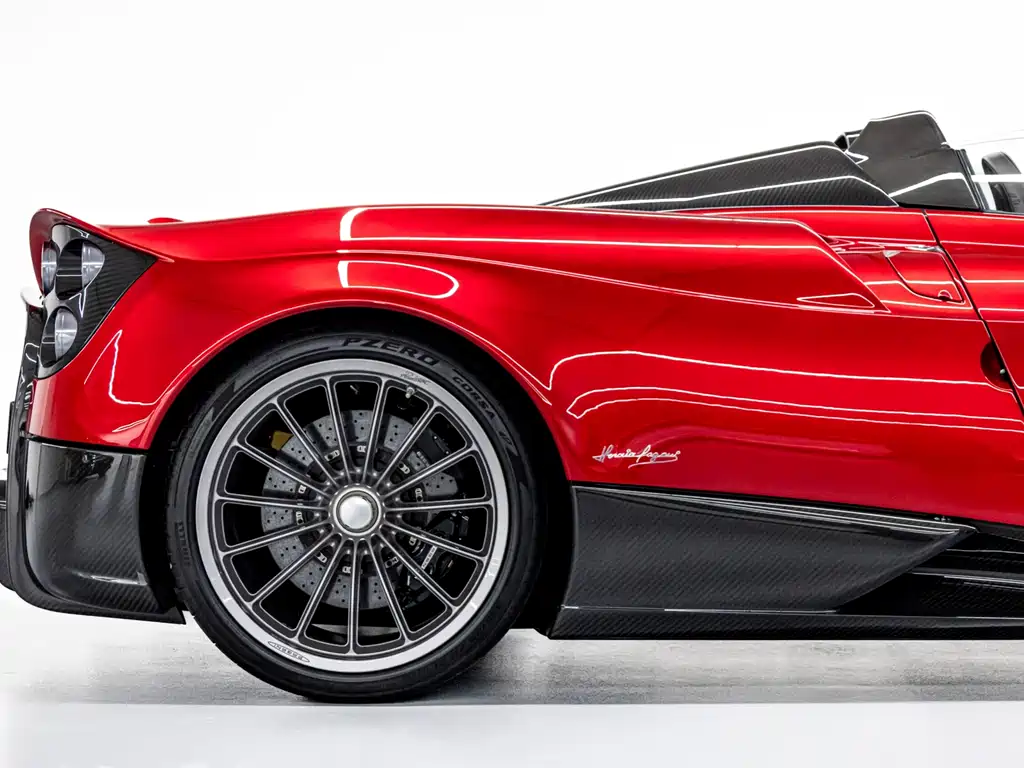 Pagani Huayra — миниатюра 5