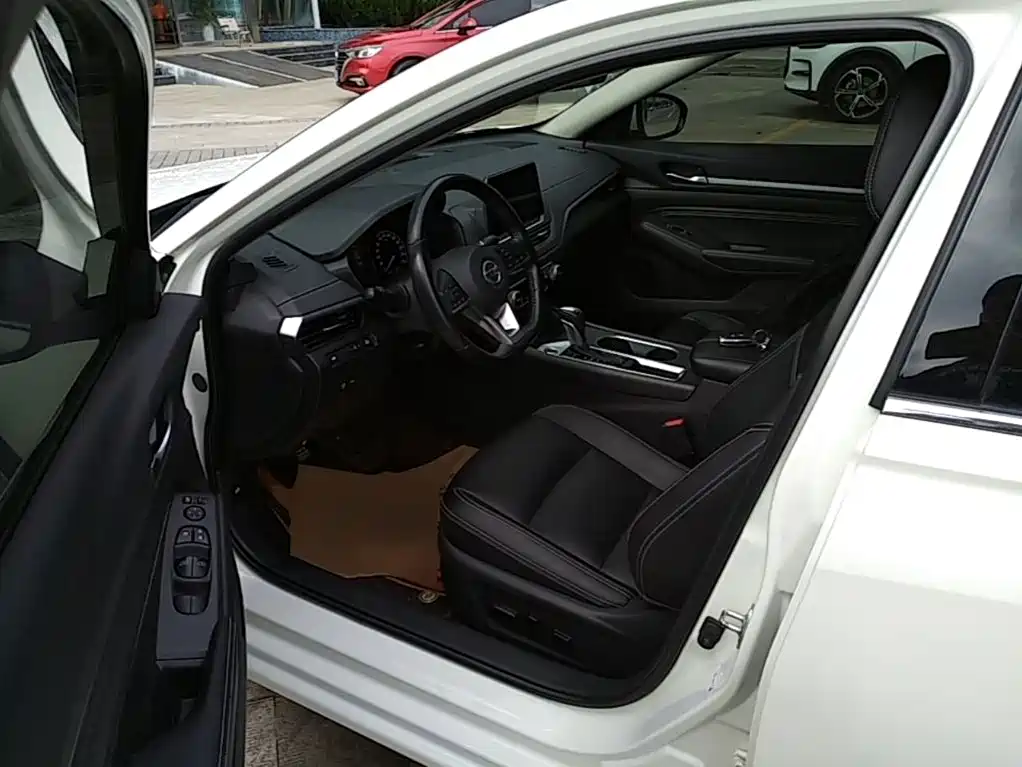 Nissan Teana — миниатюра 16