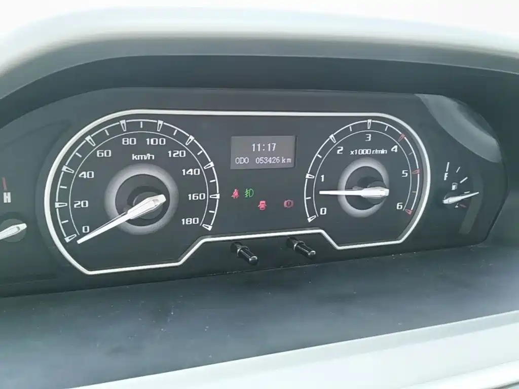 MAXUS V80 — миниатюра 12