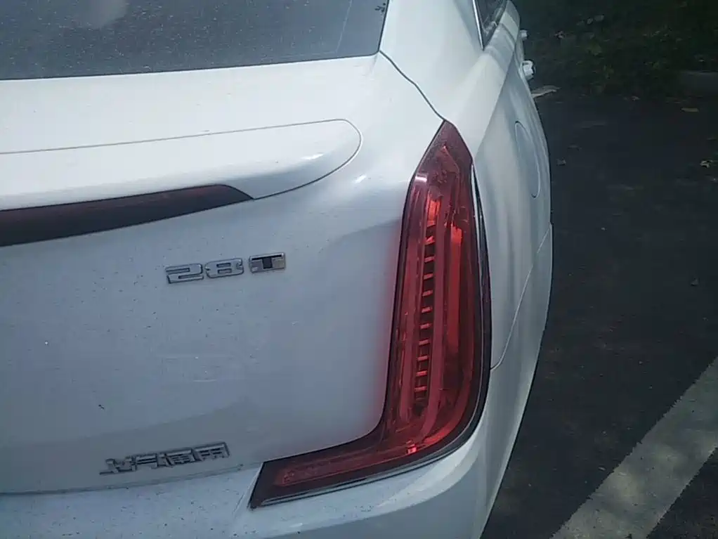 Cadillac XTS — миниатюра 8