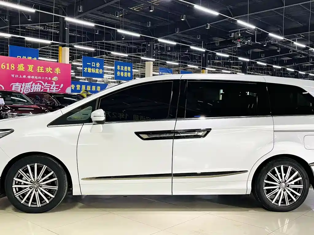 Honda Elysion 2024 2.0L e:HEV Luxury