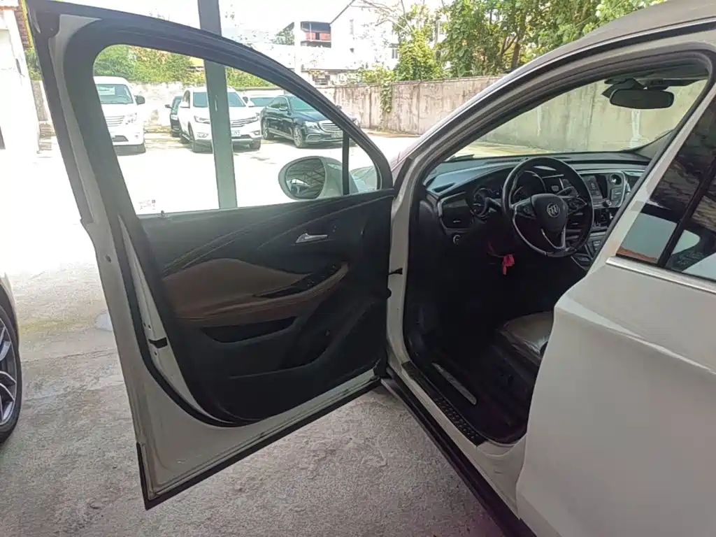 Buick Envision Plus — миниатюра 16