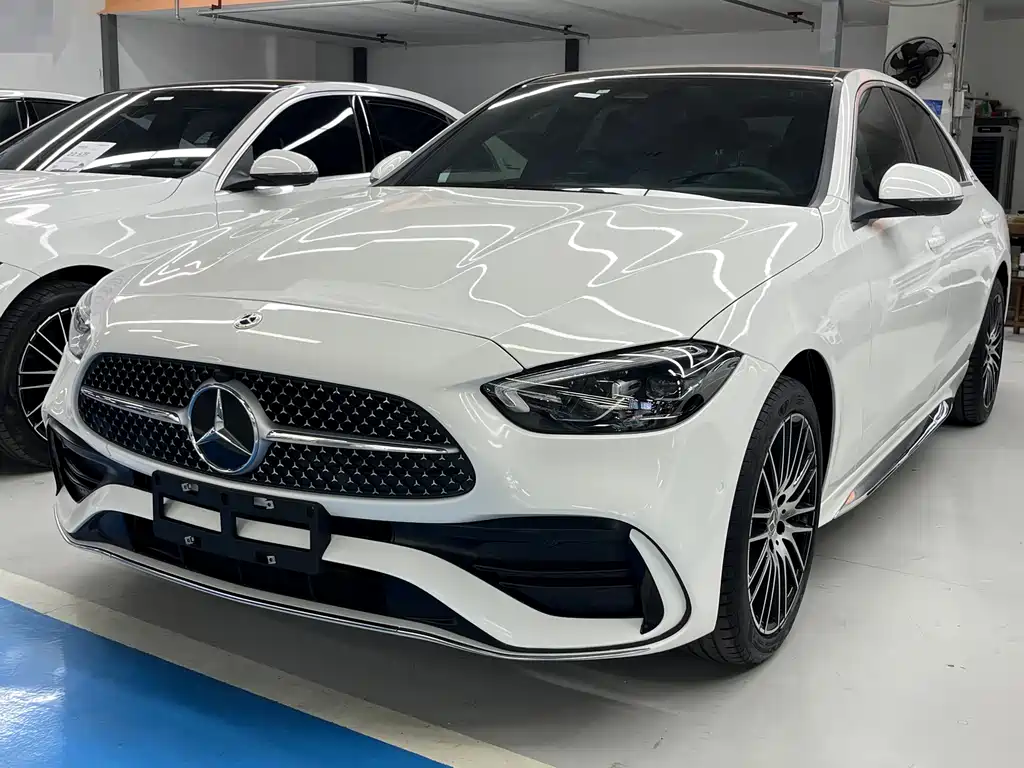 Mercedes-Benz C-Class 2023