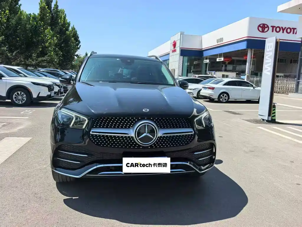 Mercedes-Benz GLE (Import) — миниатюра 2