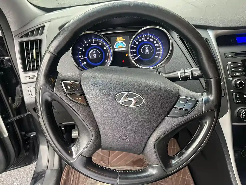 Hyundai Sonata 2.0L Auto Leading Edition, фото 11