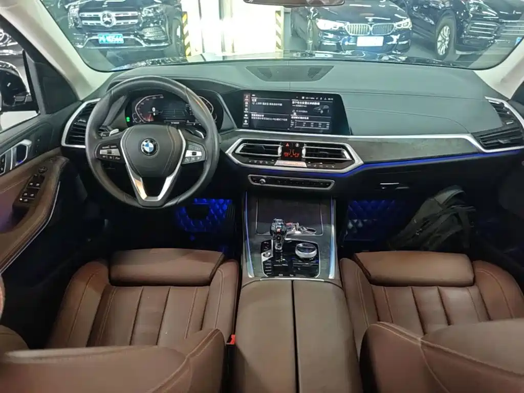 BMW X5 (Import) — миниатюра 10
