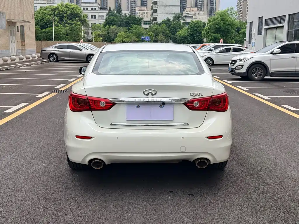 Infiniti Q50L — миниатюра 8