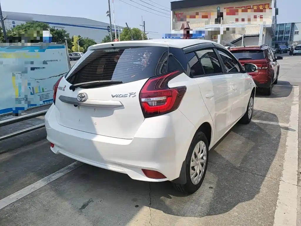 Toyota Vios FS — миниатюра 7