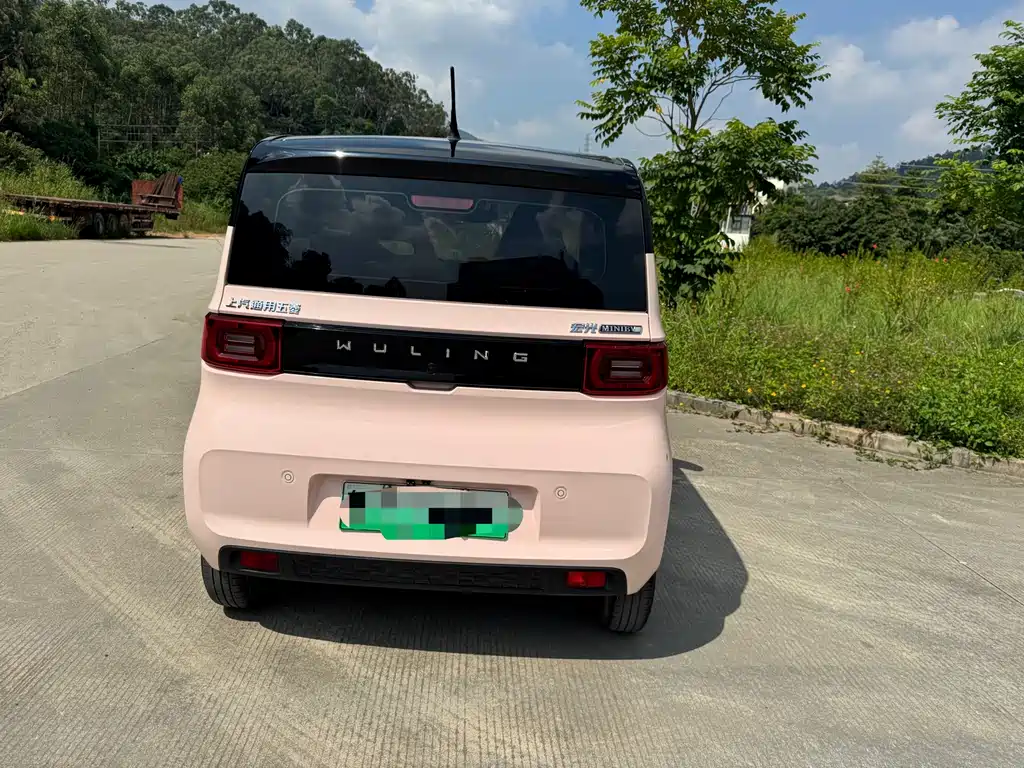 Wuling MINIEV — миниатюра 5